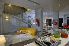 Отель Hotel Carlton  Феррара